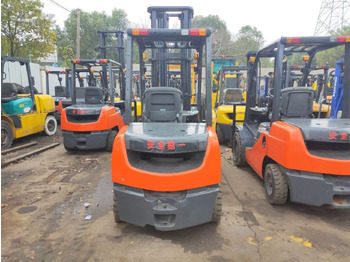 Carretilla elevadora diésel Toyota FD30: foto 3 Carretilla elevadora diésel Toyota FD30: foto 3