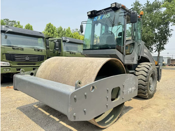 Apisonadora de asfalto XCMG