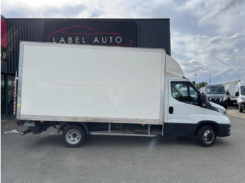Furgoneta caja cerrada IVECO Daily 35c16