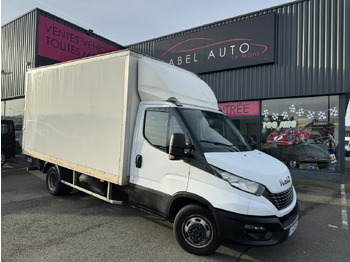 Furgoneta caja cerrada IVECO Daily 35c16