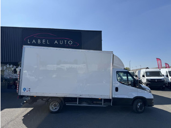 Furgoneta caja cerrada IVECO Daily 35c16