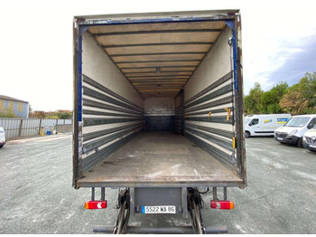 Camión caja cerrada RENAULT PREMIUM 320 CV FOURGON: foto 4