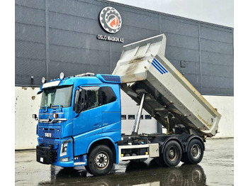 Camión volquete VOLVO FH16 750