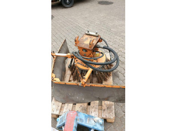 Barredora cucharón UNIMOG