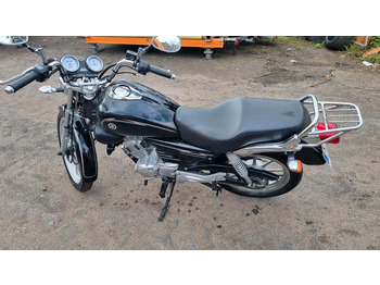 Motocicleta YAMAHA