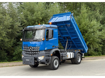 Camión volquete MERCEDES-BENZ Arocs