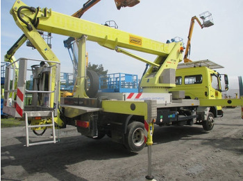 Camión con plataforma elevadora Wumag WT 230: foto 3