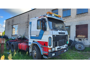 Cabeza tractora SCANIA R142