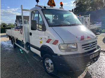 Camión caja abierta Renault Mascott 2L8 dci 130cv plateau hayon: foto 2