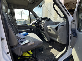 Camión caja abierta Renault Mascott 2L8 dci 130cv plateau hayon: foto 4