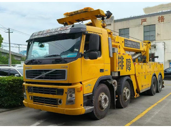 Grua de remolque autos VOLVO FM12