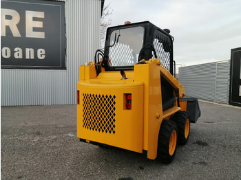Minicargadora Bobcat Front Loader Ram Italia FM 120 – Hammer Installation: foto 3