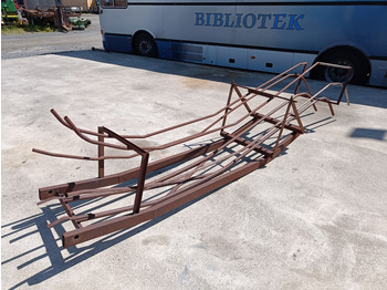 Empacadora de pacas cuadradas Paalirata John Deere 332 paalaimesta: foto 5 Empacadora de pacas cuadradas Paalirata John Deere 332 paalaimesta: foto 5