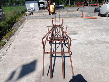 Empacadora de pacas cuadradas Paalirata John Deere 332 paalaimesta: foto 3 Empacadora de pacas cuadradas Paalirata John Deere 332 paalaimesta: foto 3