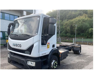 Camión chasis IVECO