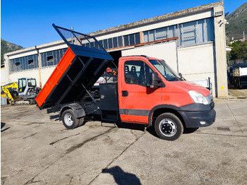 Furgoneta basculante IVECO Daily 35c13