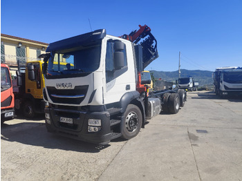 Camión grúa IVECO Stralis