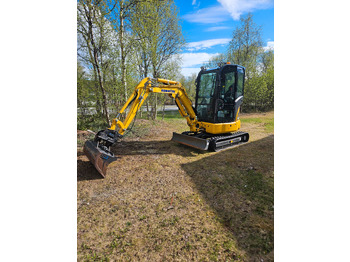 Miniexcavadora KOMATSU