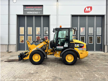 Cargadora de ruedas CATERPILLAR 906M