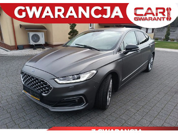 Sedan FORD