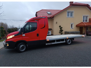 Grua de remolque autos Iveco Daily 35-180 Autolaweta Sypialnia STAN WZOROWY VAT 23: foto 4