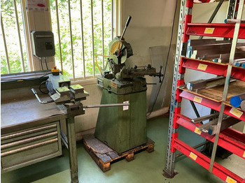 Máquina para metal