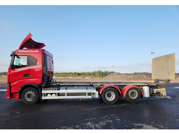 Camión chasis Iveco S-Way 6x2 LNG / LBG: foto 2