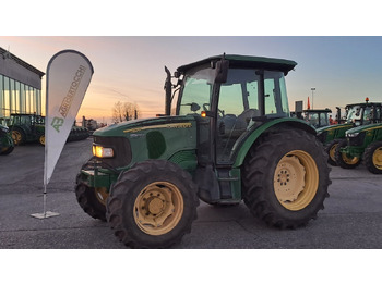 Tractor JOHN DEERE 5820