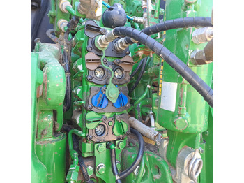 Leasing de  JOHN DEERE 6215R - ASTA AGRIBERTOCCHI JOHN DEERE 6215R - ASTA AGRIBERTOCCHI: foto 5