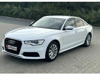 Coche AUDI