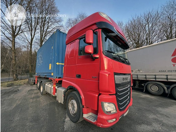 Camión portacontenedore/ Intercambiable DAF XF 530