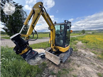 Miniexcavadora KOMATSU PC26