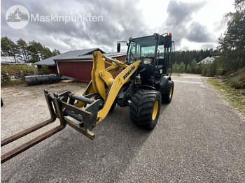 Cargadora de ruedas Komatsu WA 70 M-8: foto 2