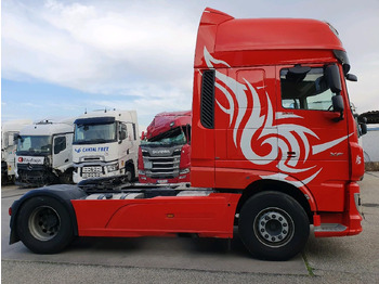 Foto del interior 1: Cabeza tractora DAF XF530