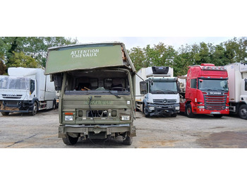 Camión para caballos RENAULT M180 PORTEUR BETAILLERE: foto 2