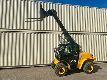 Manipulador telescópico JCB