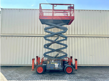 Camión con plataforma elevadora SKYJACK