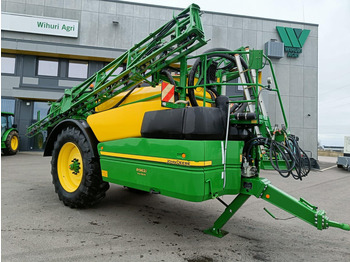 Pulverizador arrastrado JOHN DEERE
