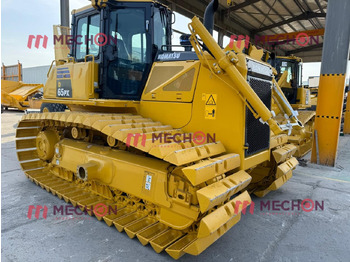 Maquinaria de construcción KOMATSU D65