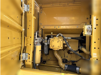 Excavadora de cadenas CATERPILLAR 320: foto 4