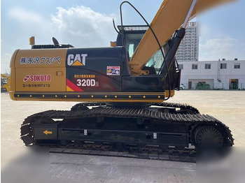 Excavadora de cadenas CATERPILLAR 320D2: foto 3