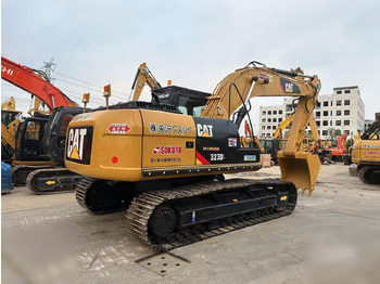 Leasing de CATERPILLAR 323DL CATERPILLAR 323DL: foto 4