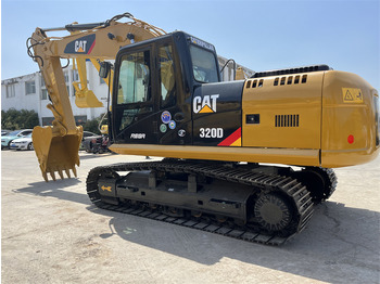Excavadora CATERPILLAR 320D