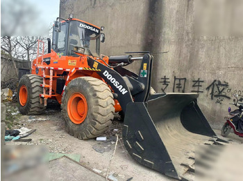 Cargadora de ruedas DOOSAN DL503: foto 2