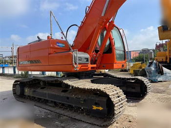 Excavadora de cadenas DOOSAN DX225 LC: foto 2