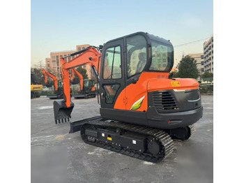 Excavadora de cadenas DOOSAN DX60