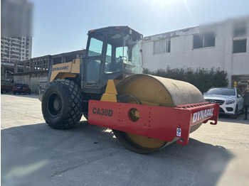 Leasing de DYNAPAC CA30D DYNAPAC CA30D: foto 2
