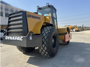 Leasing de DYNAPAC CA30D DYNAPAC CA30D: foto 4