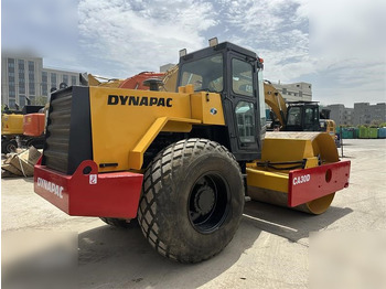 Compactador DYNAPAC