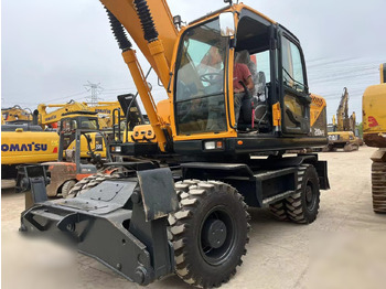 Excavadora de ruedas HYUNDAI ROBEX 210W-9: foto 3